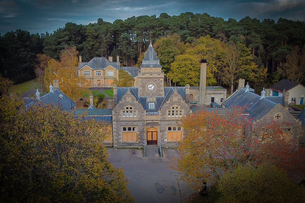 Keys to Leanchoil Hospital handed over to local community Trust